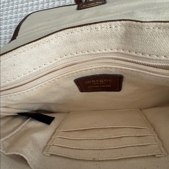 Leather crossbody bag by Margot - Picture 4 of 5